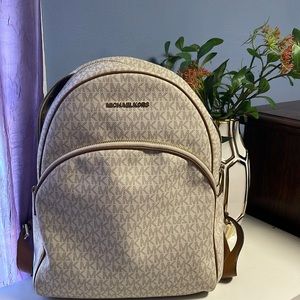 MK BACKPACK Medium-Large size